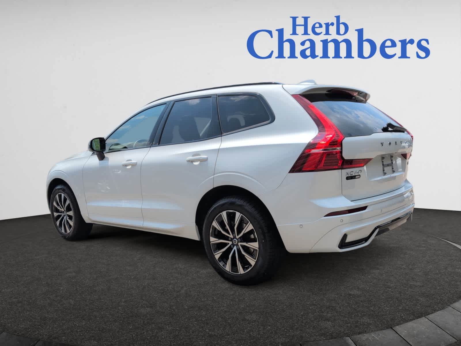 used 2025 Volvo XC60 car, priced at $49,998