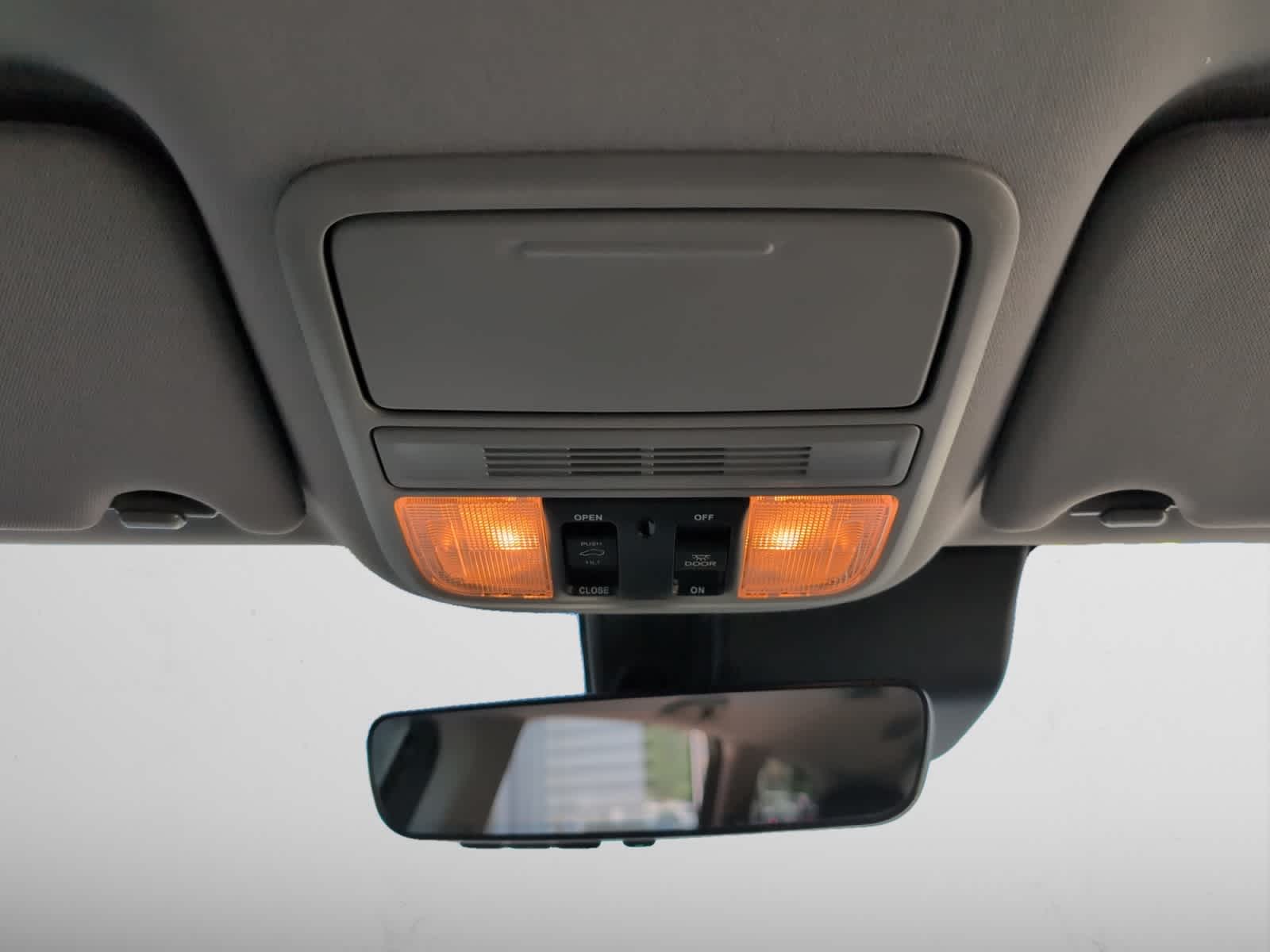 used 2022 Honda Pilot car, priced at $34,998