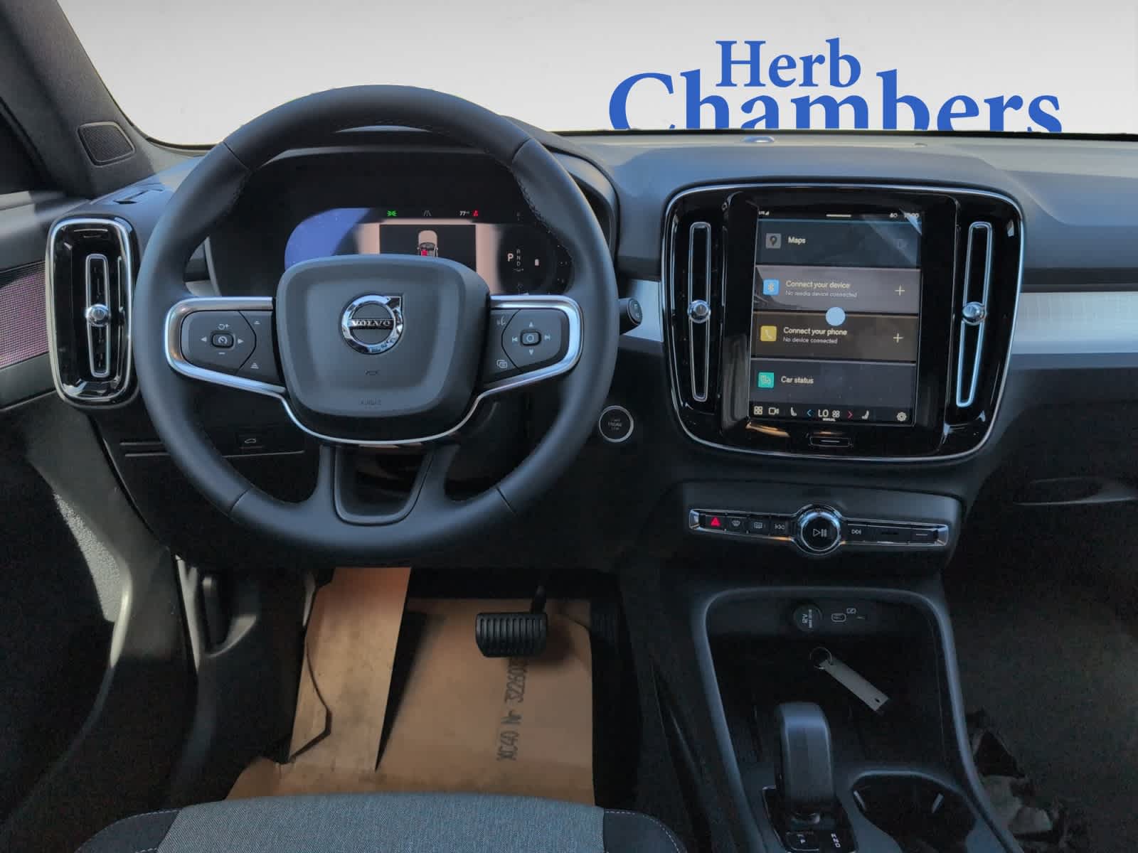 new 2025 Volvo XC40 car, priced at $42,365