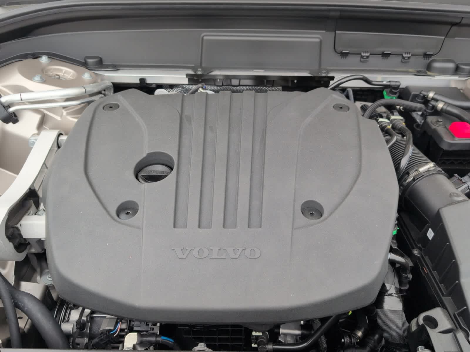 new 2025 Volvo XC60 car, priced at $55,360
