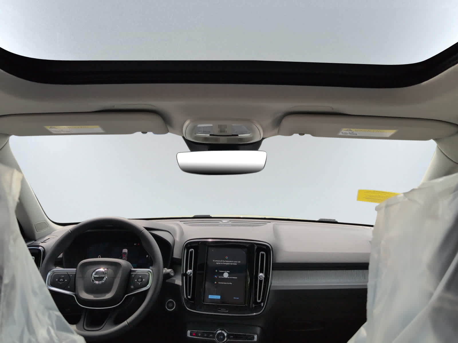 new 2025 Volvo XC40 car, priced at $49,585