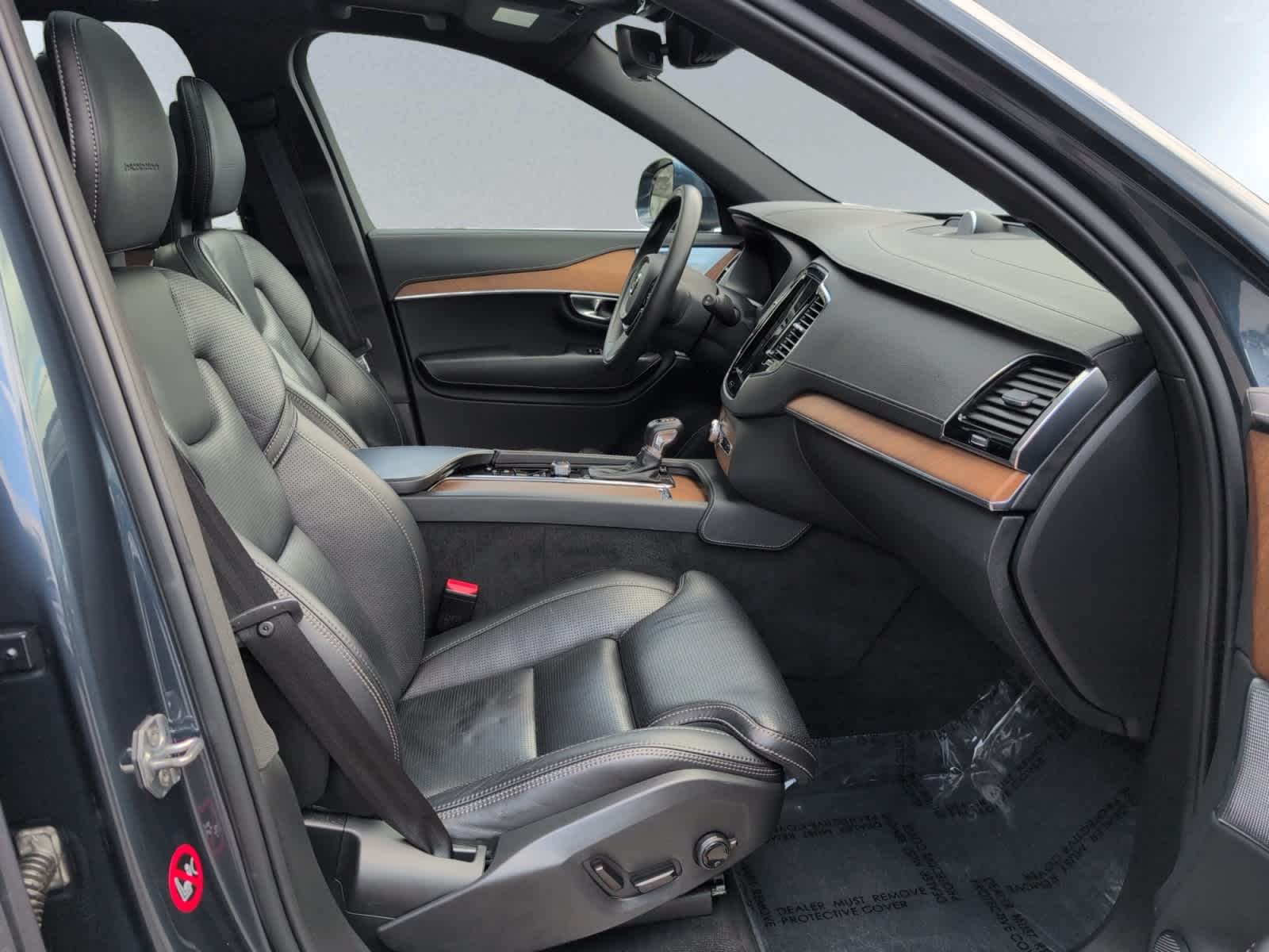 used 2018 Volvo XC90 car, priced at $23,998