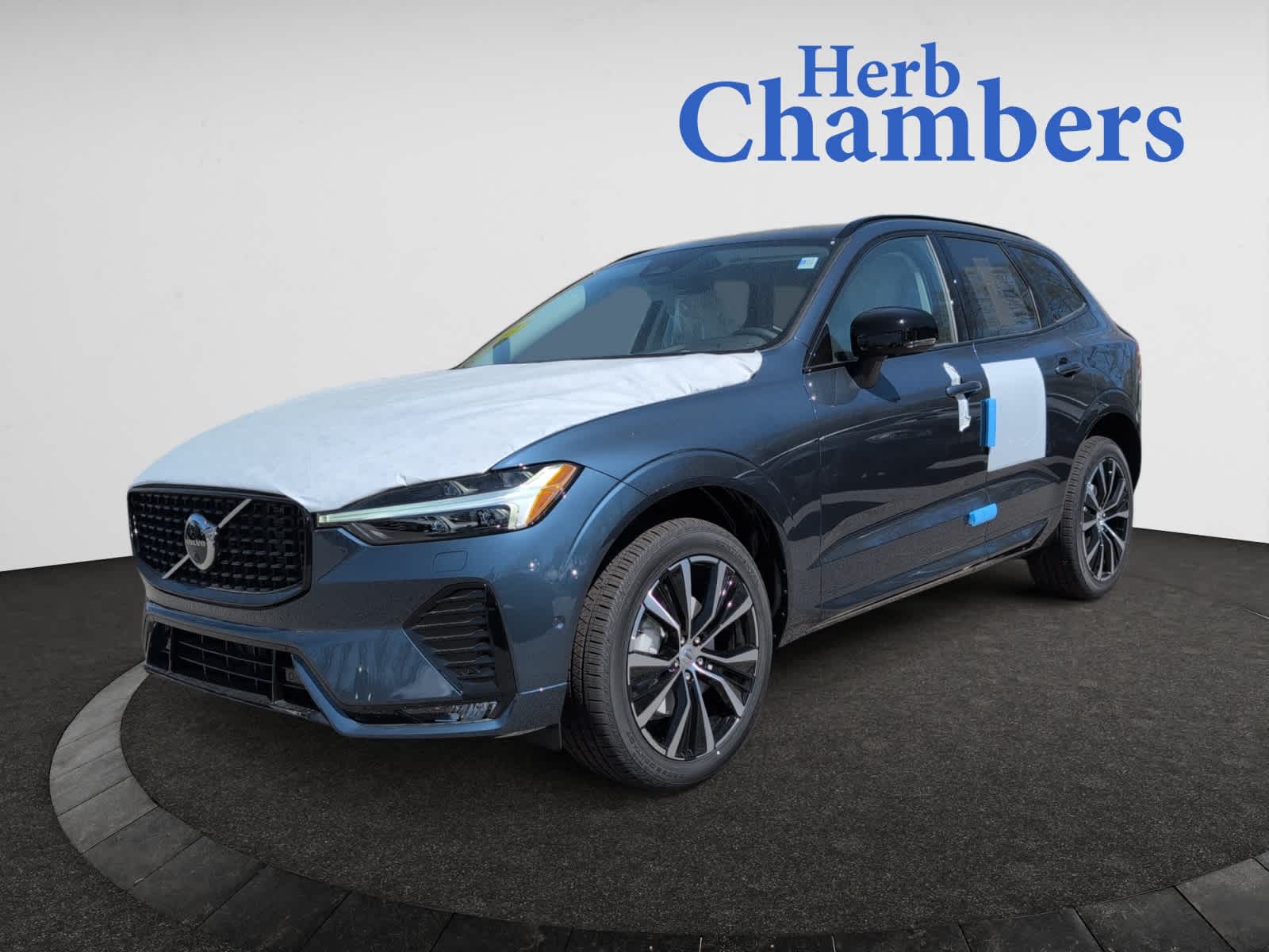 new 2025 Volvo XC60 car, priced at $56,505