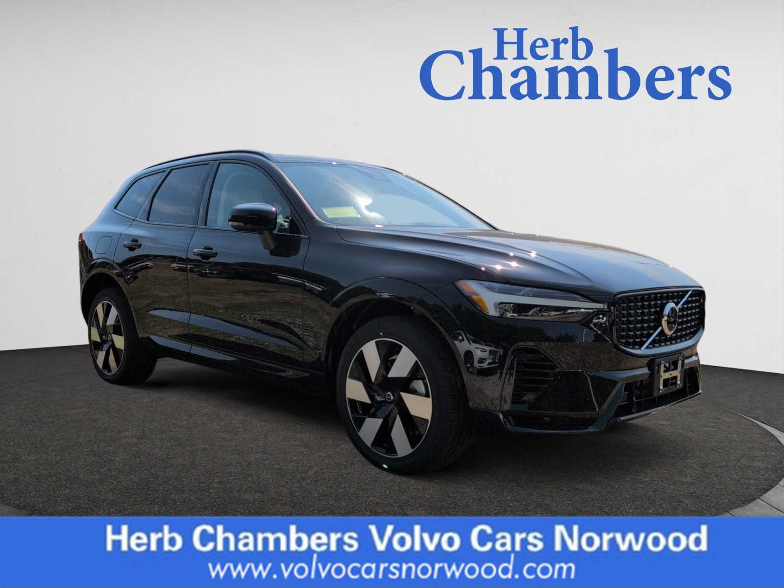 new 2025 Volvo XC60 plug-in hybrid car, priced at $66,235