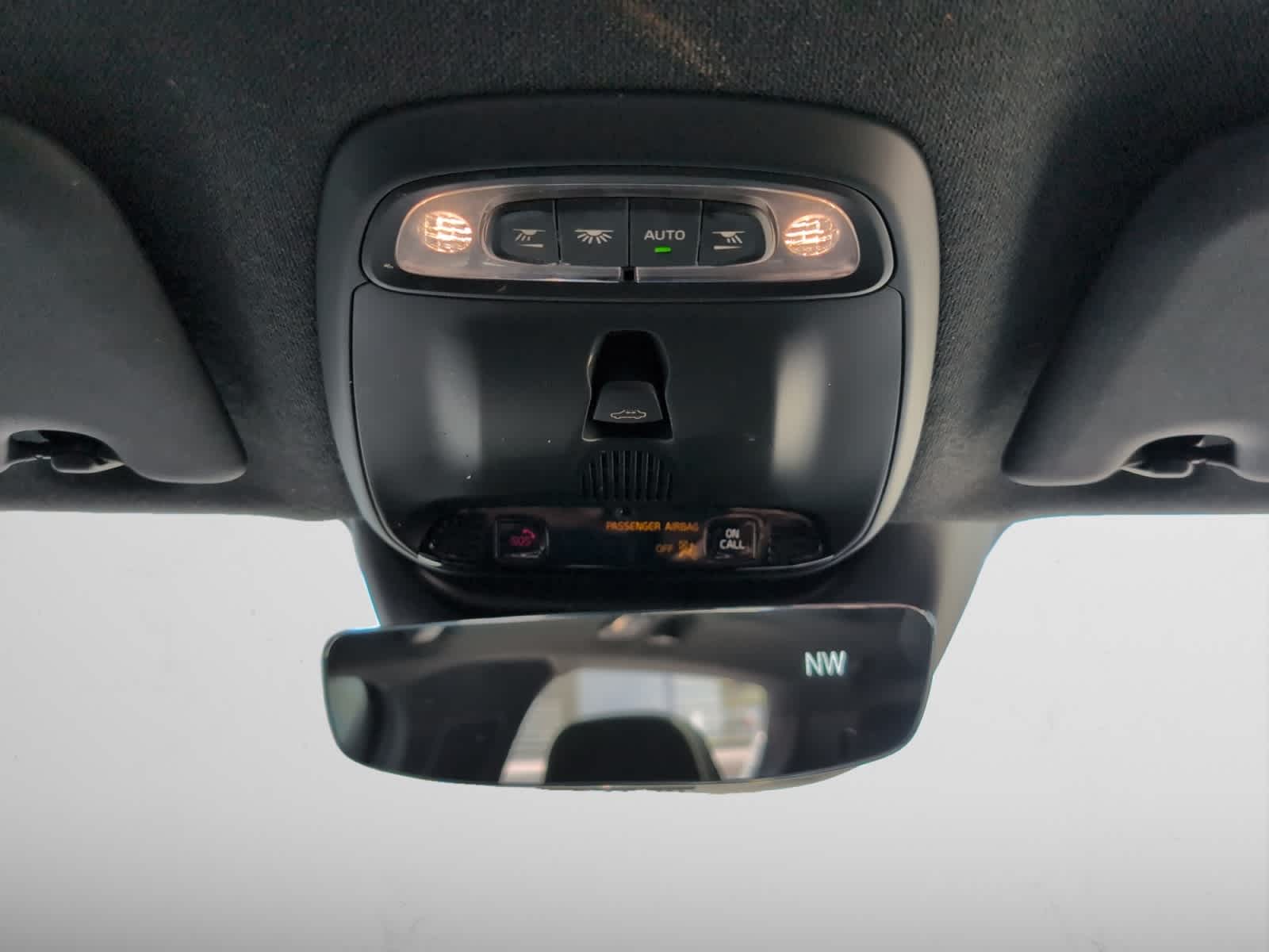 used 2021 Volvo XC40 car, priced at $24,998
