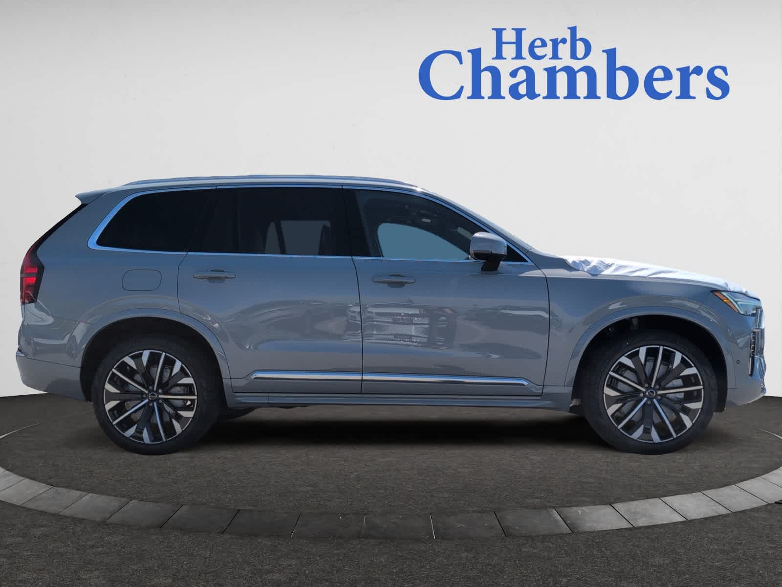 new 2025 Volvo XC90 car, priced at $69,155