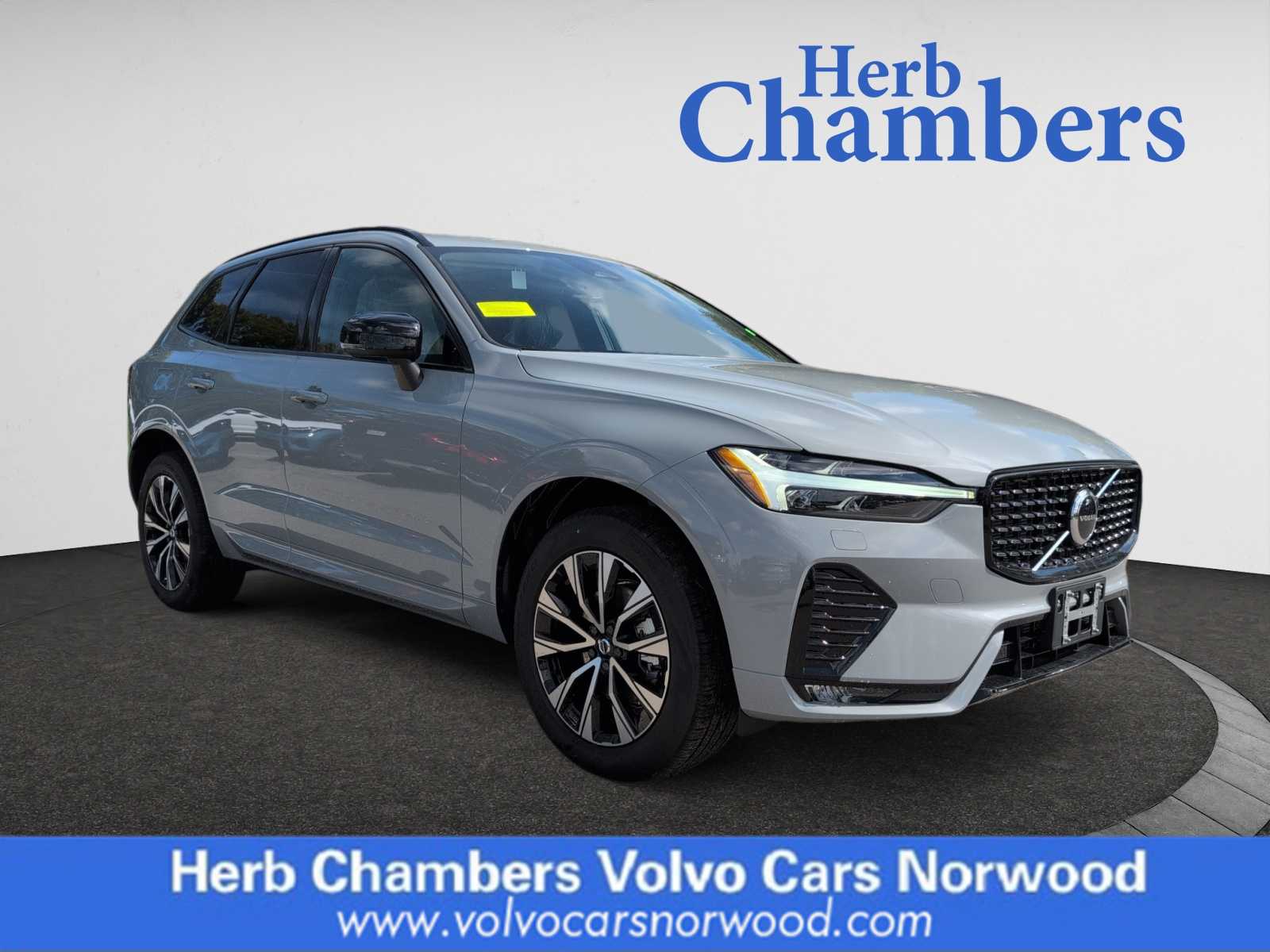 new 2025 Volvo XC60 car, priced at $51,075