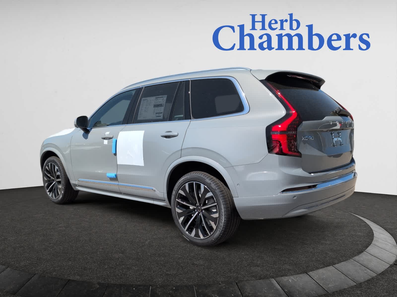 new 2025 Volvo XC90 car, priced at $69,155