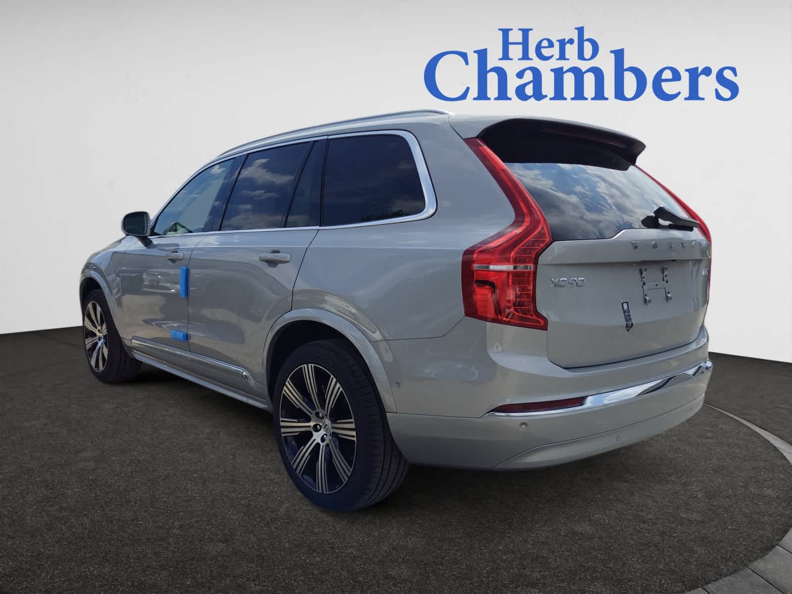 new 2025 Volvo XC90 car, priced at $72,765