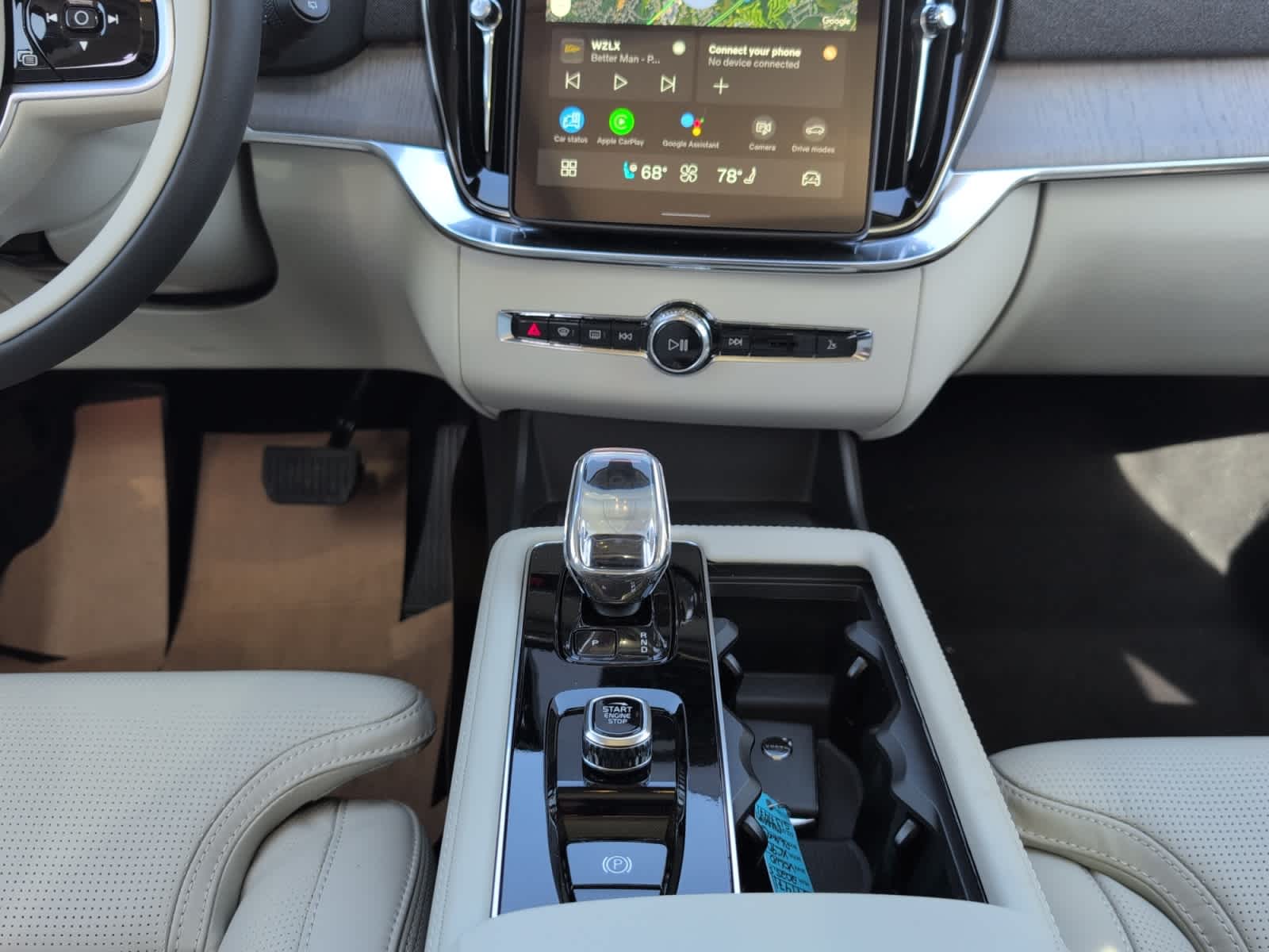 new 2025 Volvo XC90 car, priced at $79,845