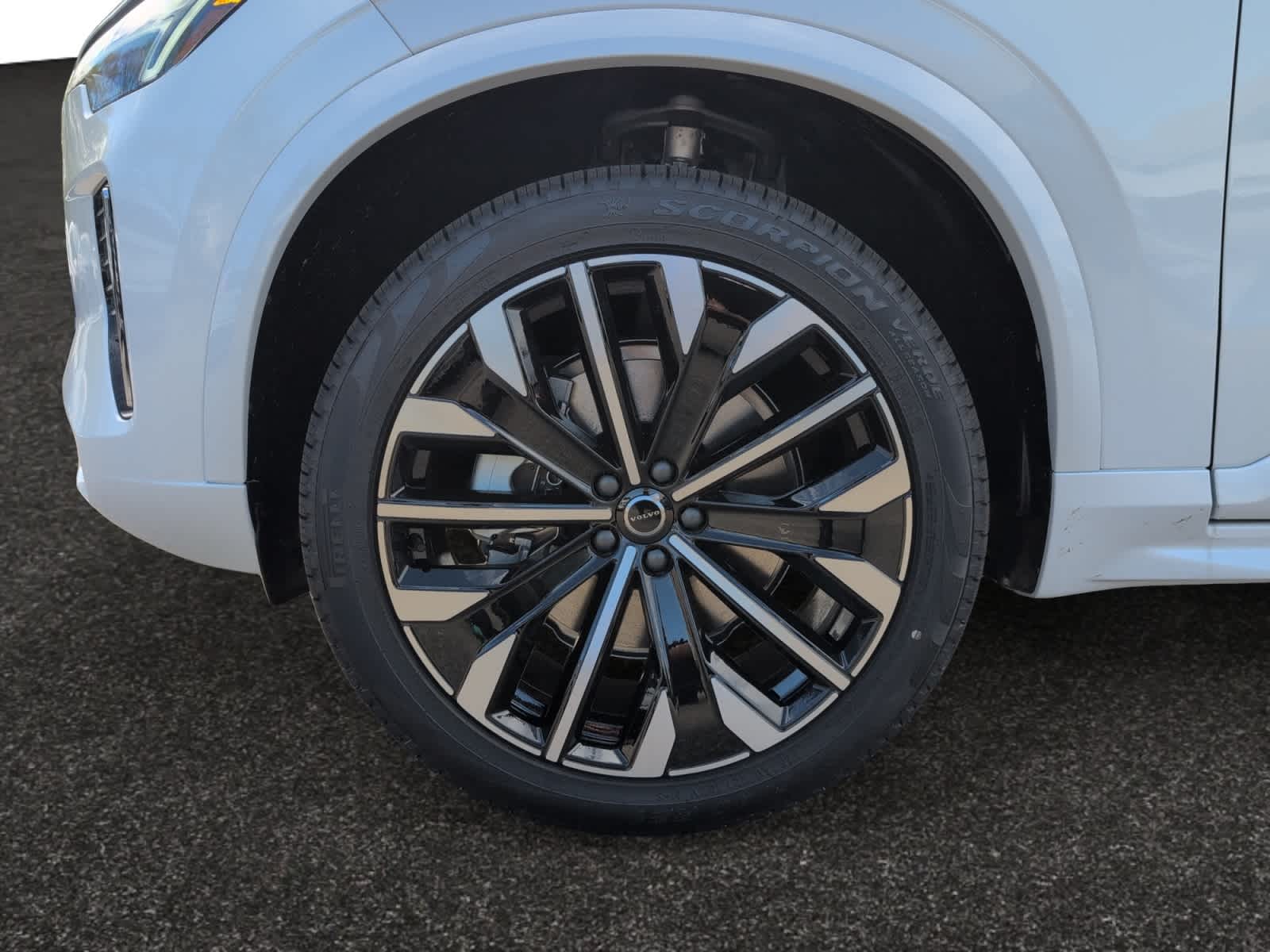 new 2025 Volvo XC90 car, priced at $60,545