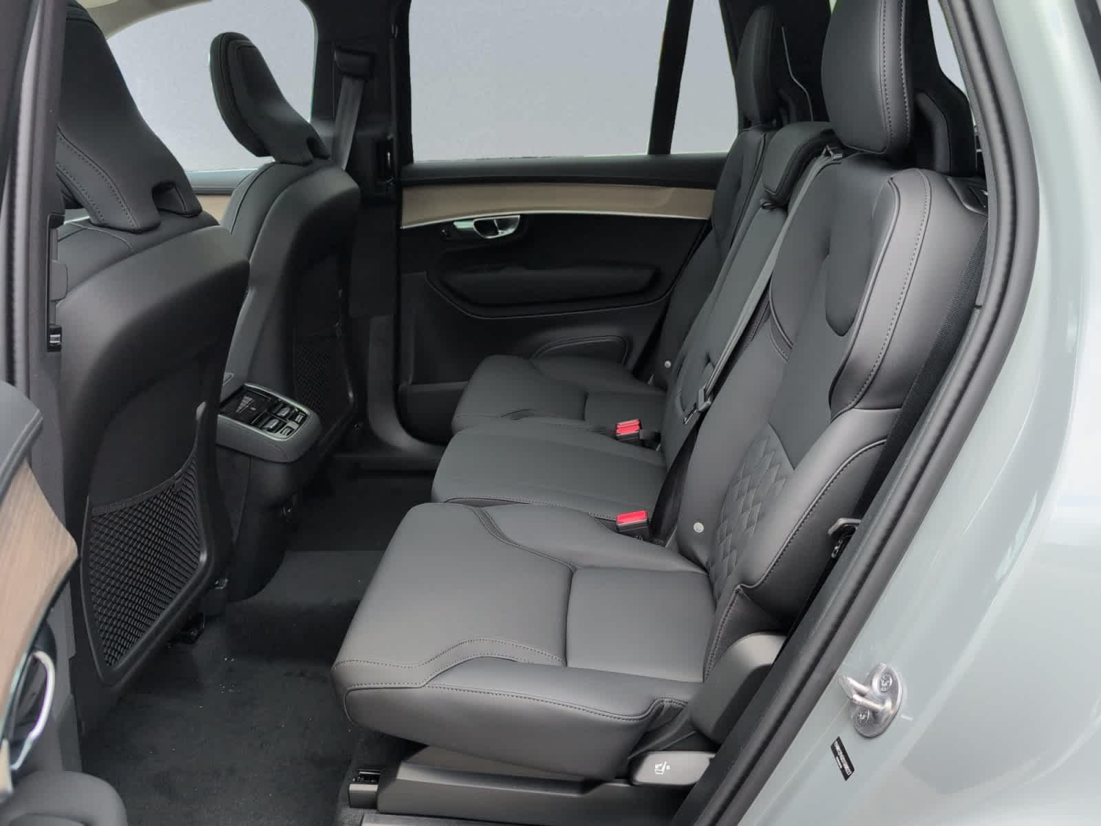 new 2025 Volvo XC90 car, priced at $59,745