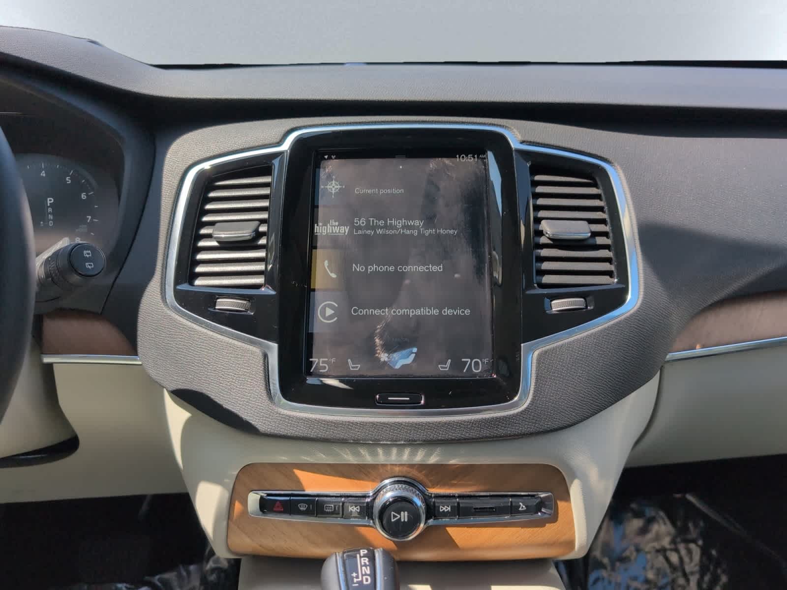 used 2022 Volvo XC90 car, priced at $42,998