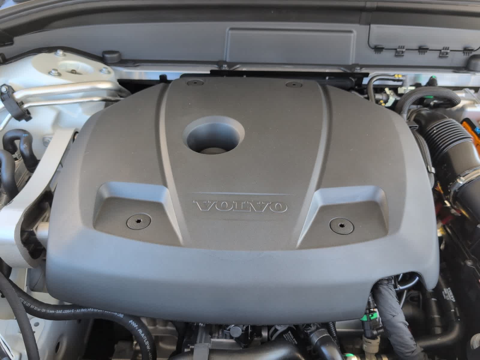 new 2025 Volvo XC60 plug-in hybrid car, priced at $66,260