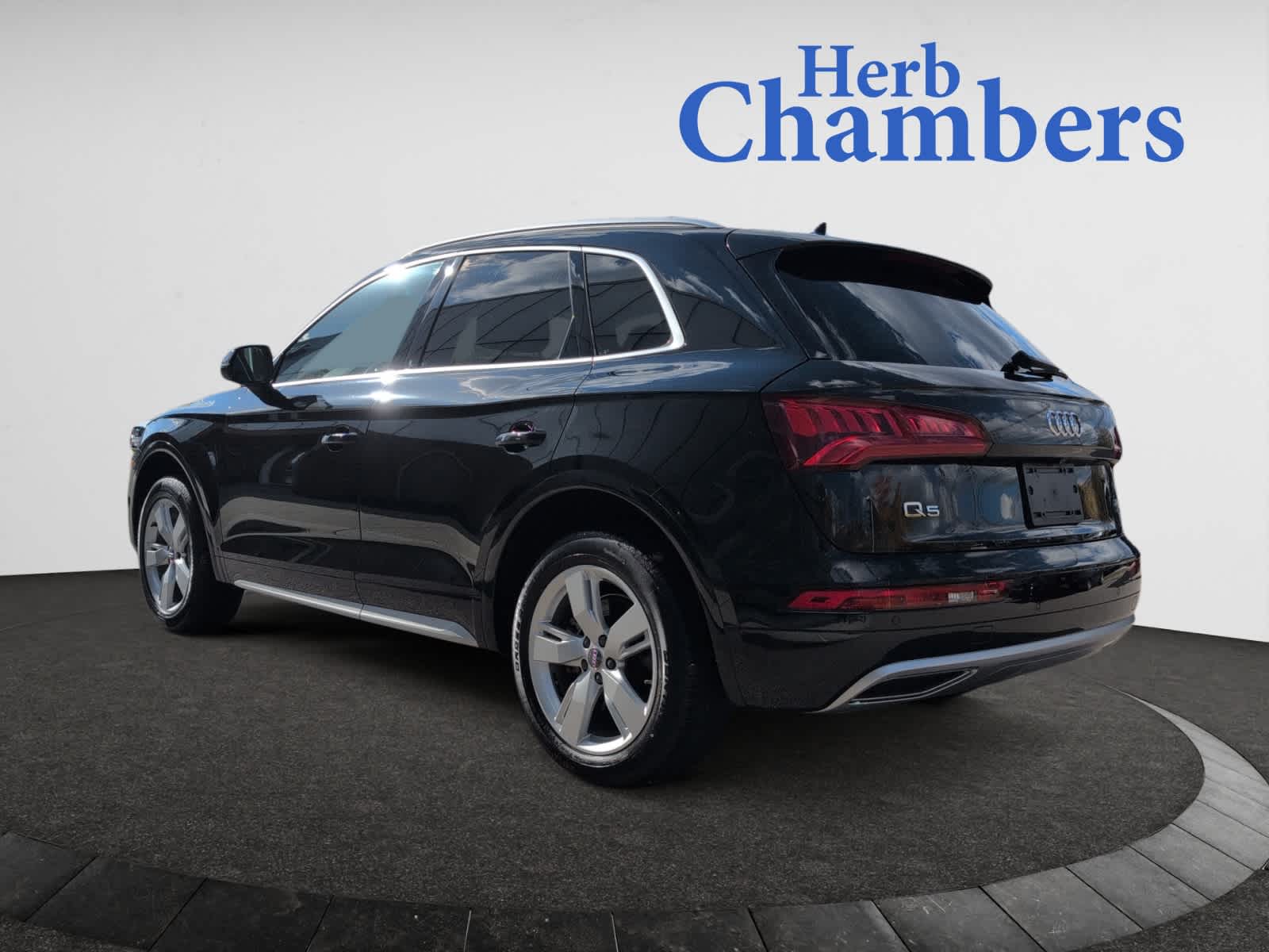 used 2018 Audi Q5 car, priced at $25,998