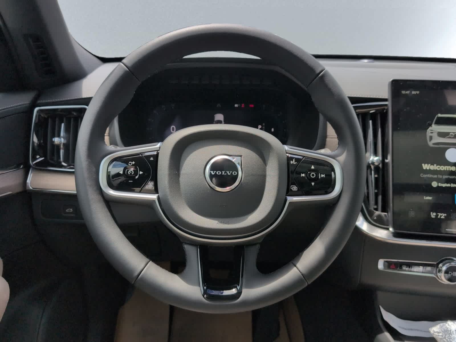 new 2025 Volvo XC90 car, priced at $60,545