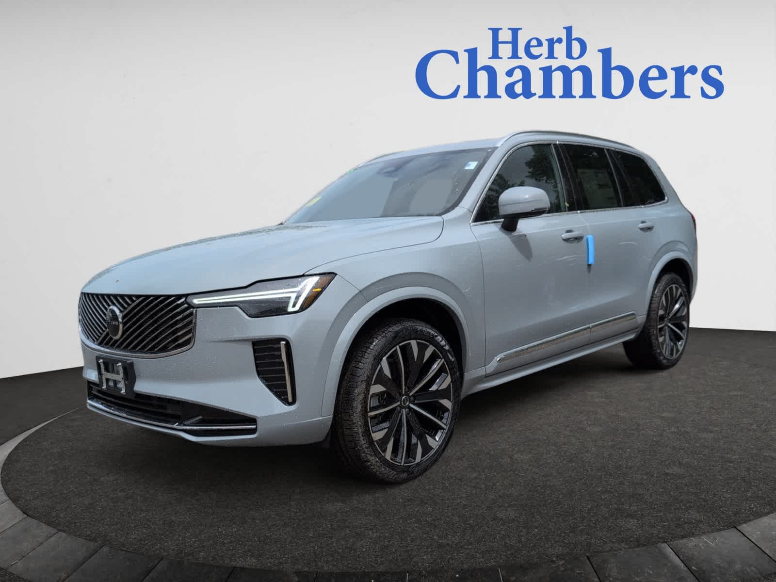new 2025 Volvo XC90 car, priced at $60,545