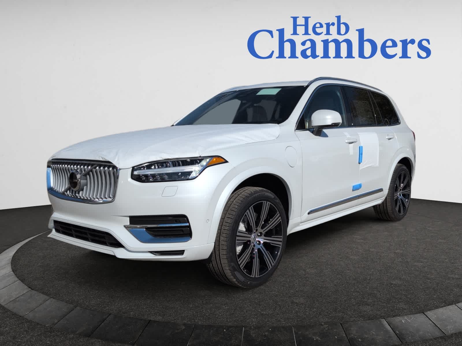 new 2025 Volvo XC90 plug-in hybrid car, priced at $81,765