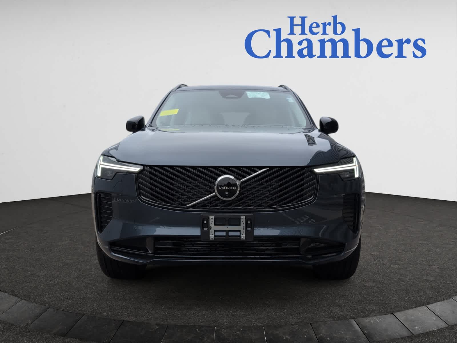 new 2026 Volvo XC90 car, priced at $75,950