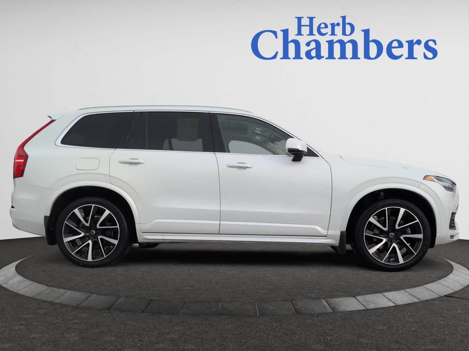 used 2022 Volvo XC90 car, priced at $43,998