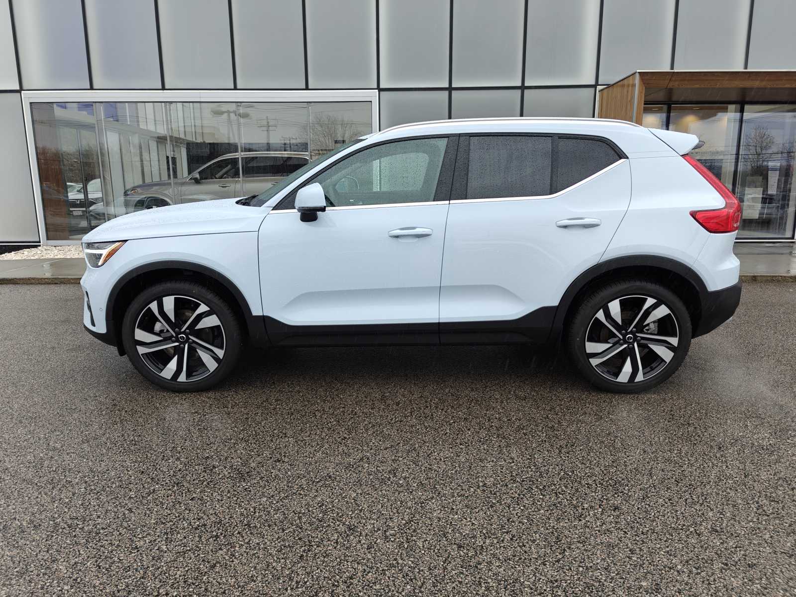 used 2024 Volvo XC40 car, priced at $47,998
