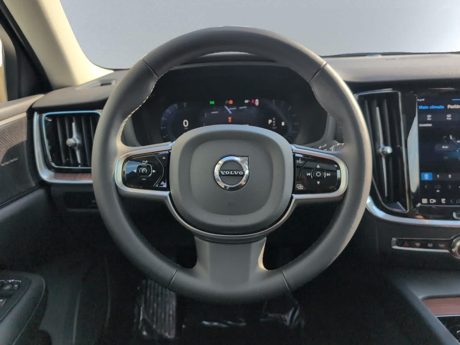 new 2024 Volvo S60 car, priced at $51,925