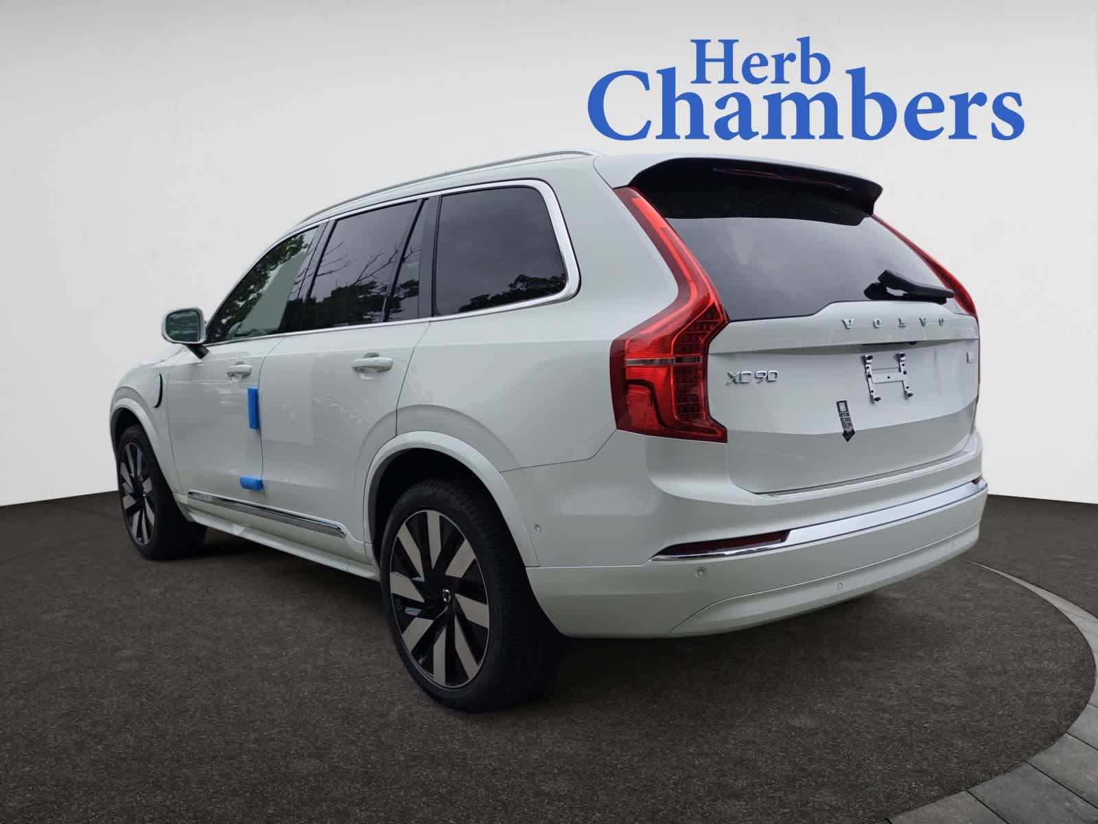 new 2024 Volvo XC90 Recharge Plug-In Hybrid car, priced at $86,850