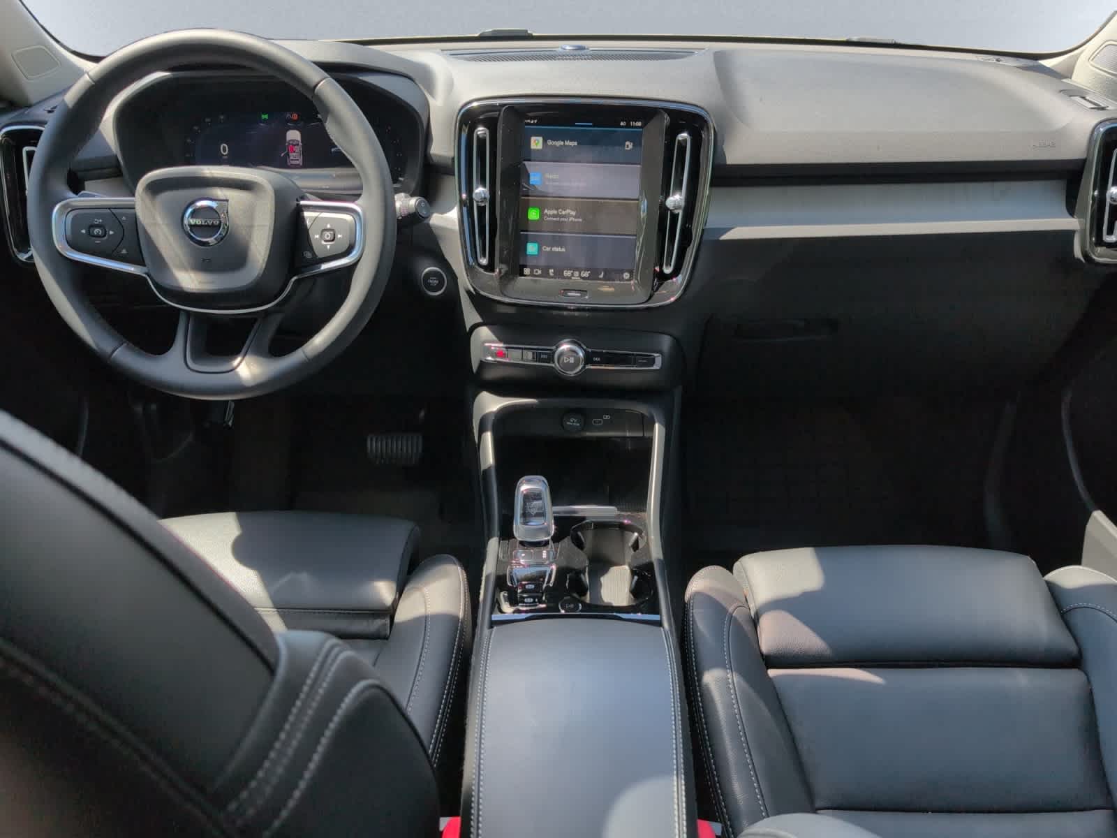 new 2024 Volvo XC40 car, priced at $52,410