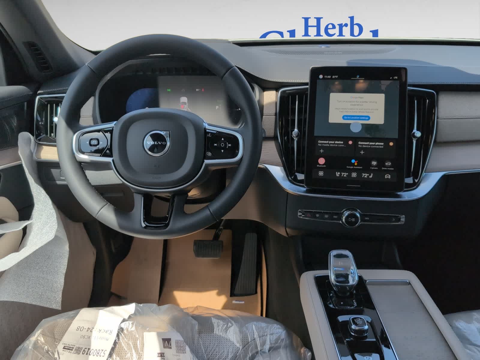 new 2025 Volvo XC90 plug-in hybrid car, priced at $82,735