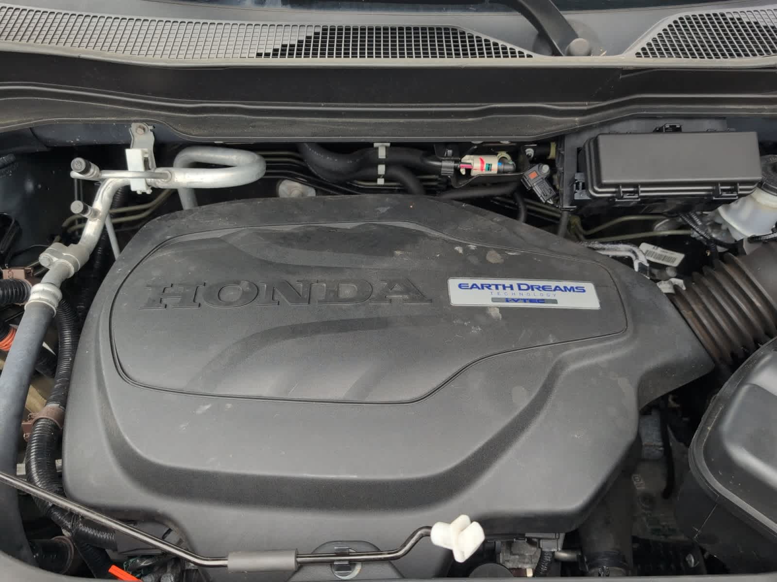 used 2021 Honda Pilot car, priced at $31,998