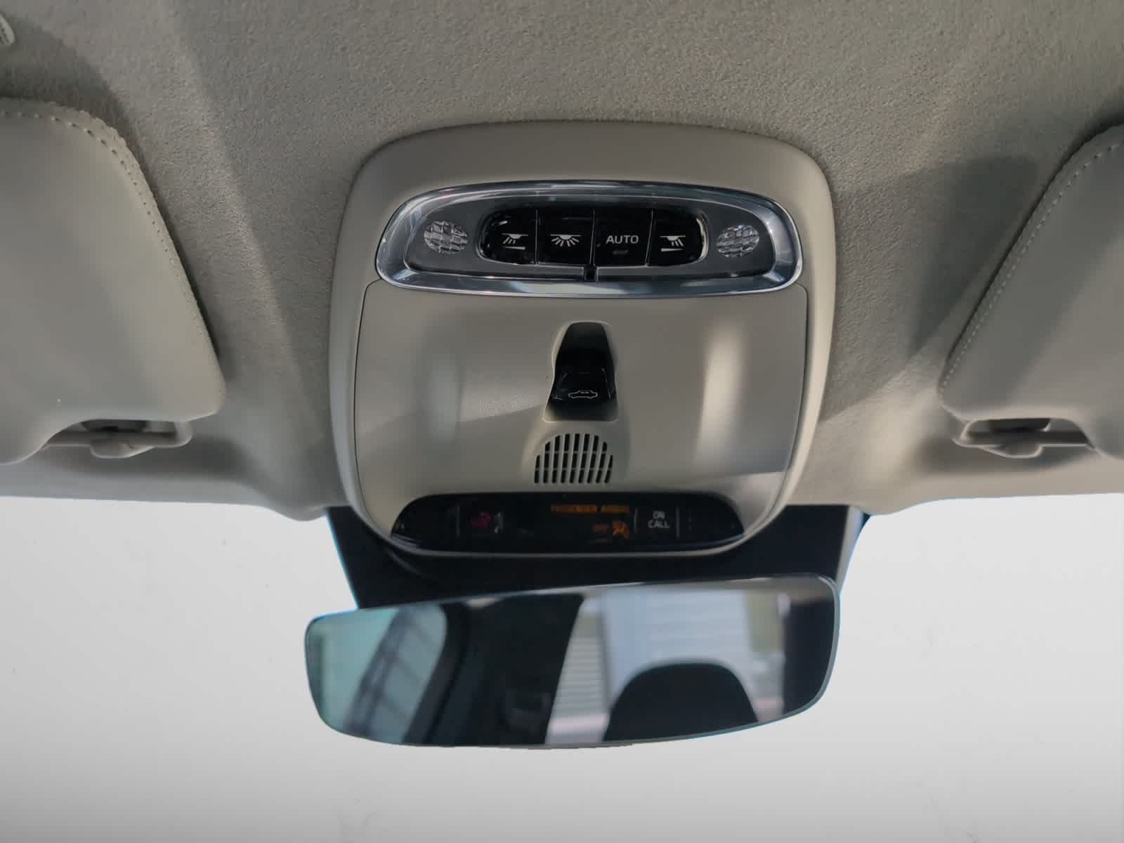 used 2022 Volvo XC90 car, priced at $32,998