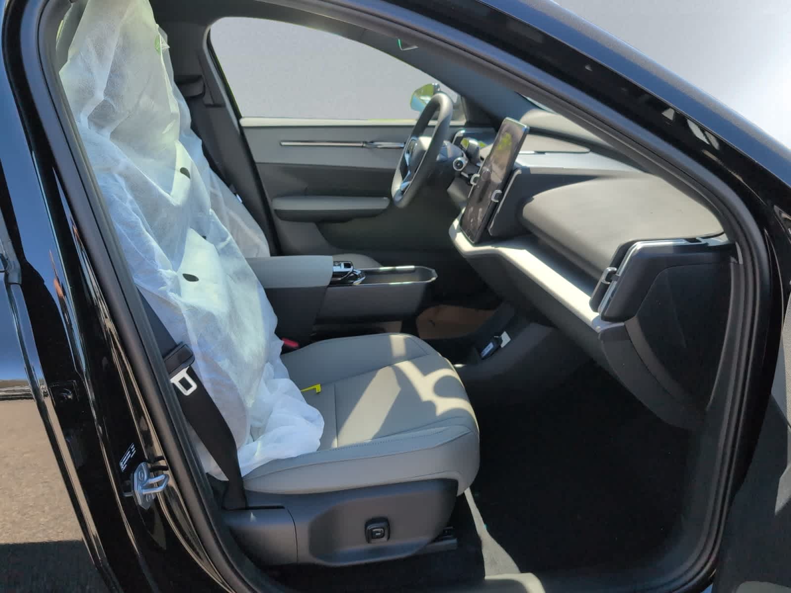 new 2025 Volvo EX30 car, priced at $47,625