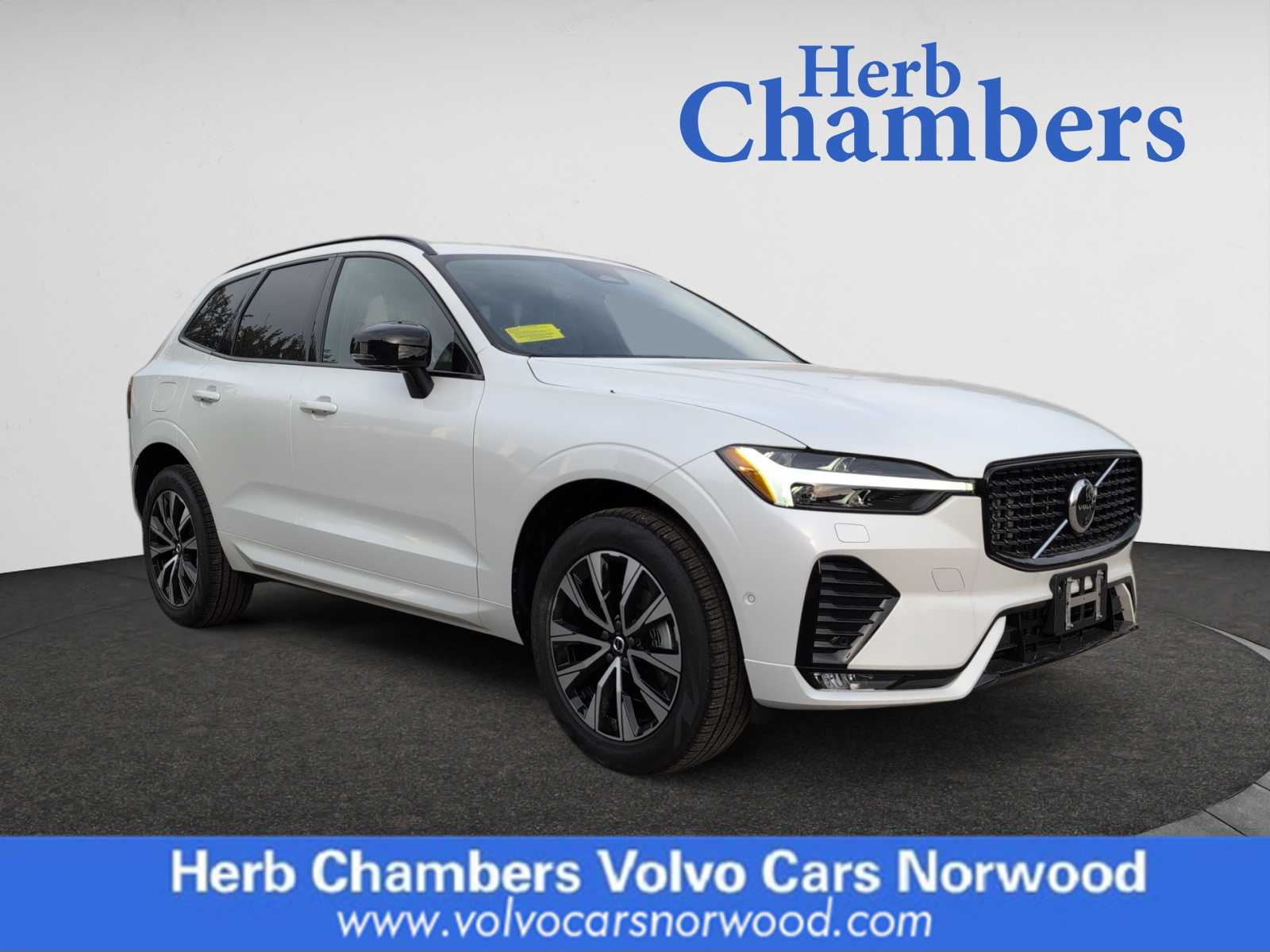 new 2025 Volvo XC60 car, priced at $54,540