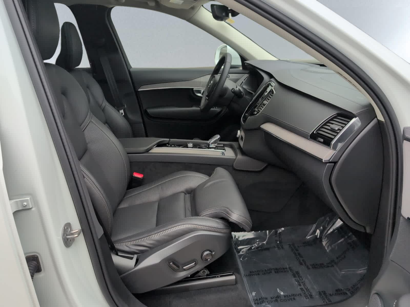 new 2024 Volvo XC90 car, priced at $71,395