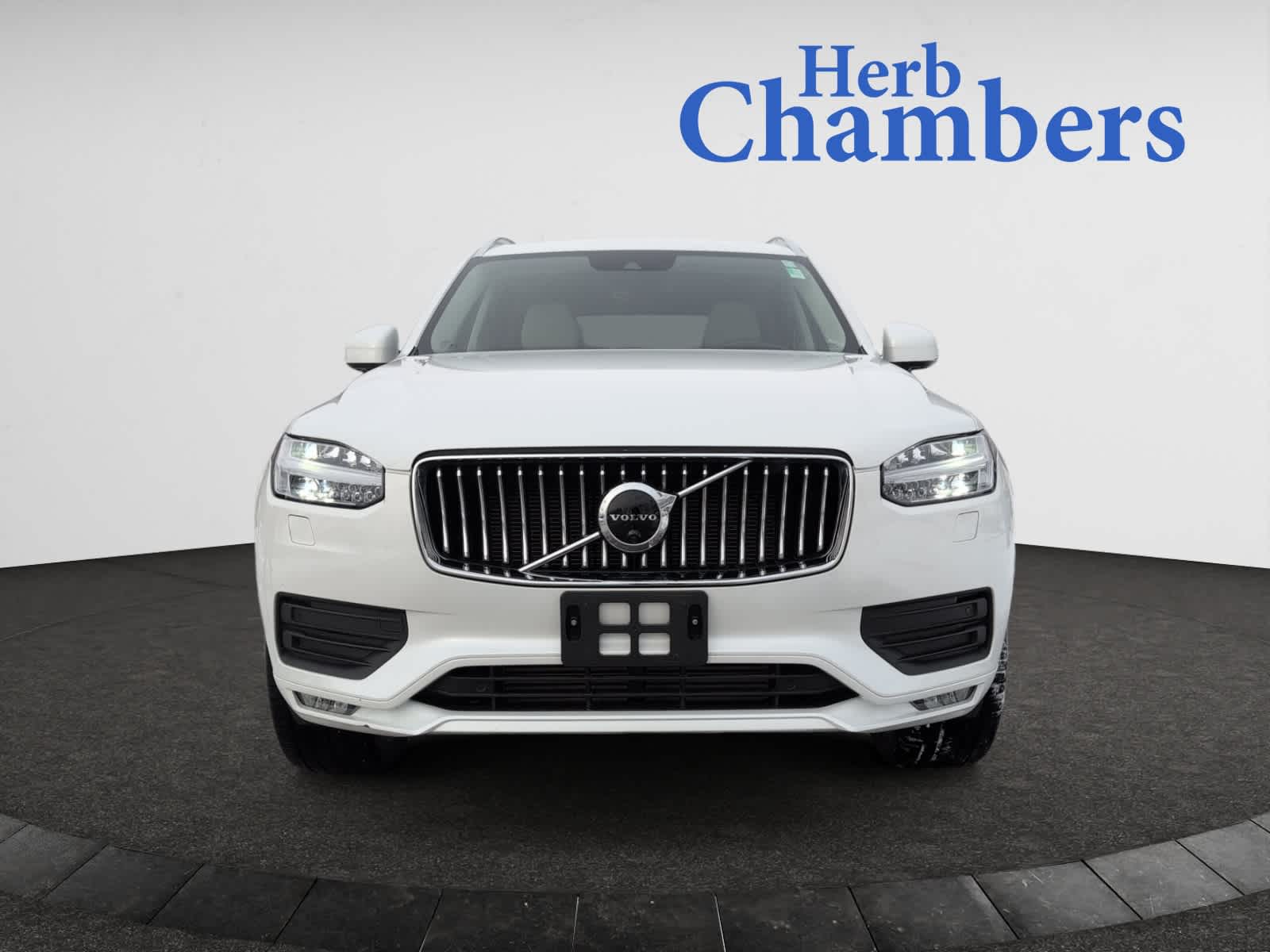 used 2022 Volvo XC90 car, priced at $43,998