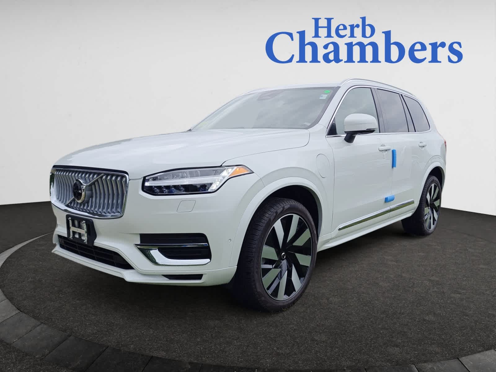 new 2025 Volvo XC90 II car, priced at $78,455