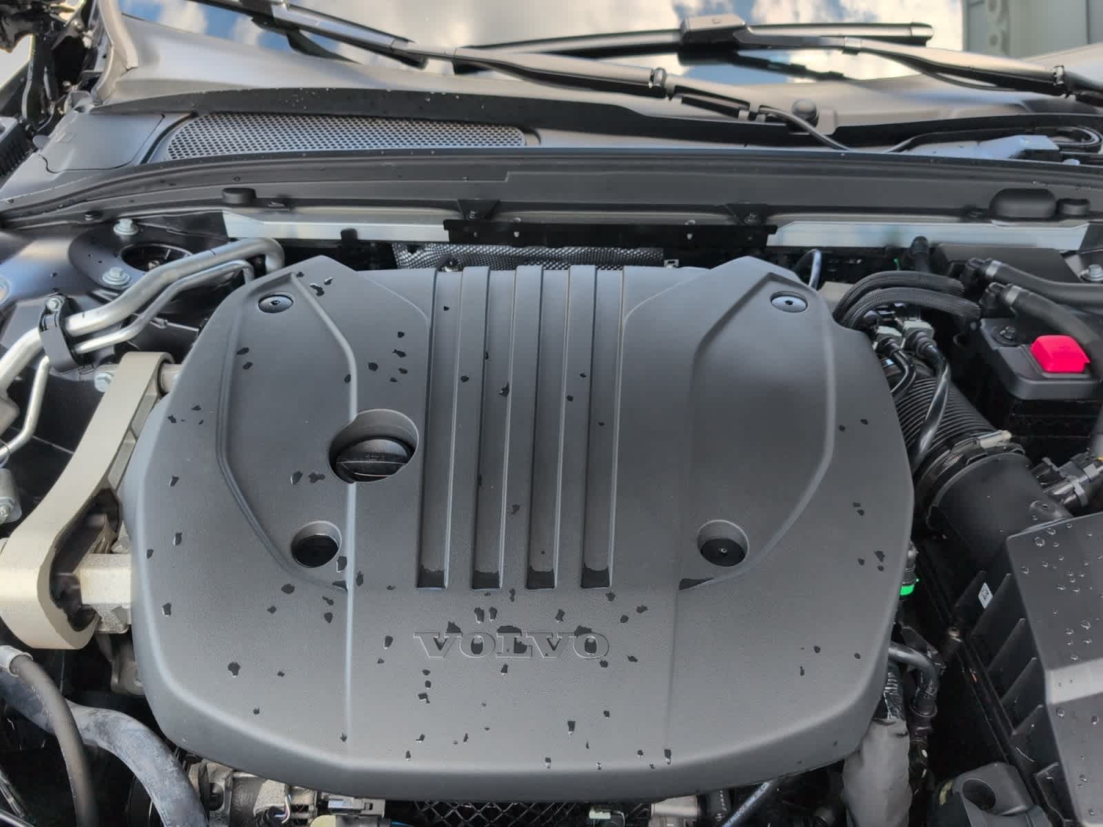 new 2024 Volvo S60 car, priced at $49,575