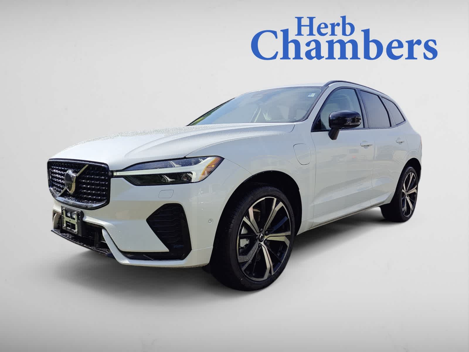 new 2024 Volvo XC60 Recharge Plug-In Hybrid car, priced at $77,075