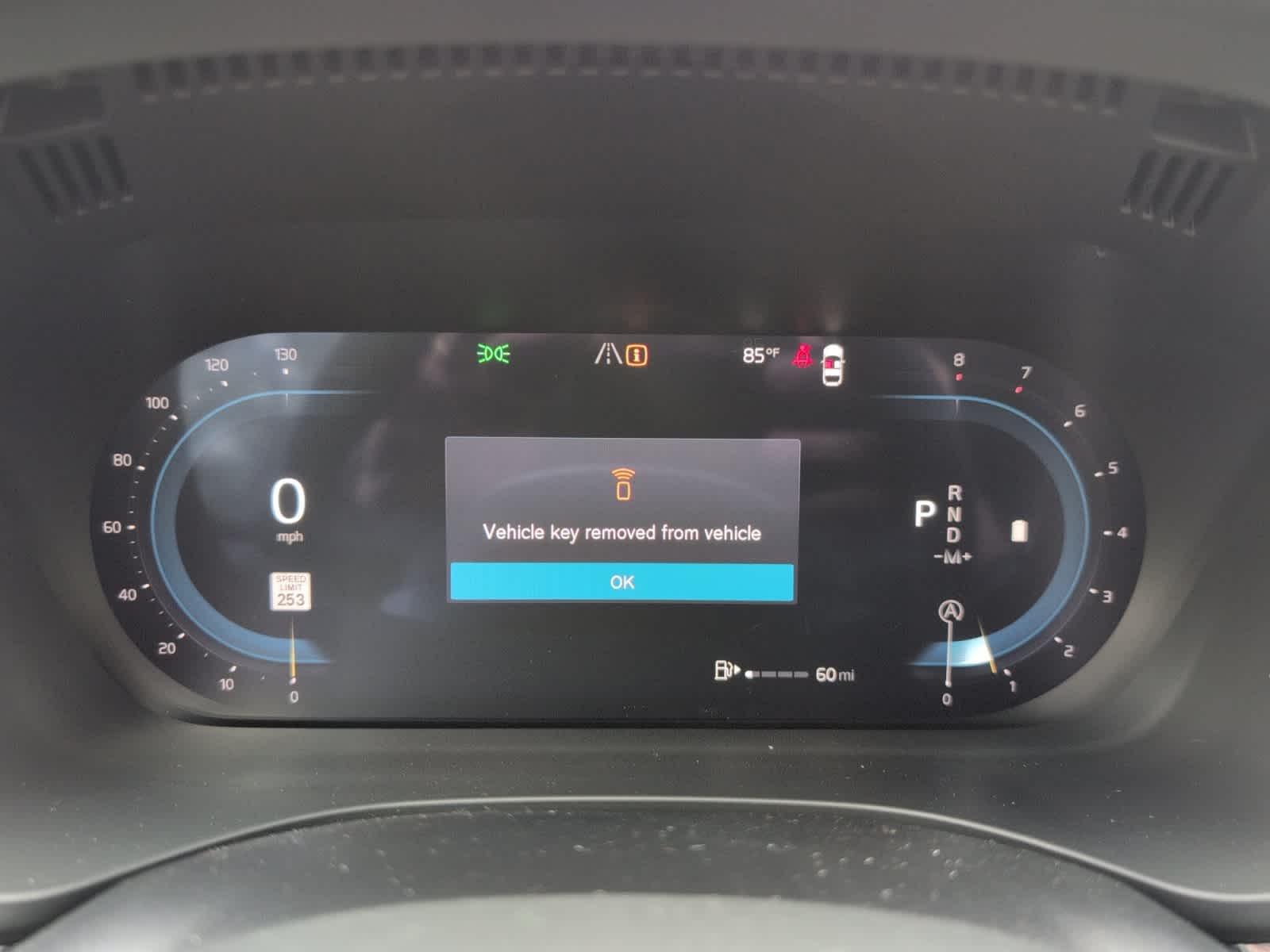 new 2025 Volvo XC60 car, priced at $61,400
