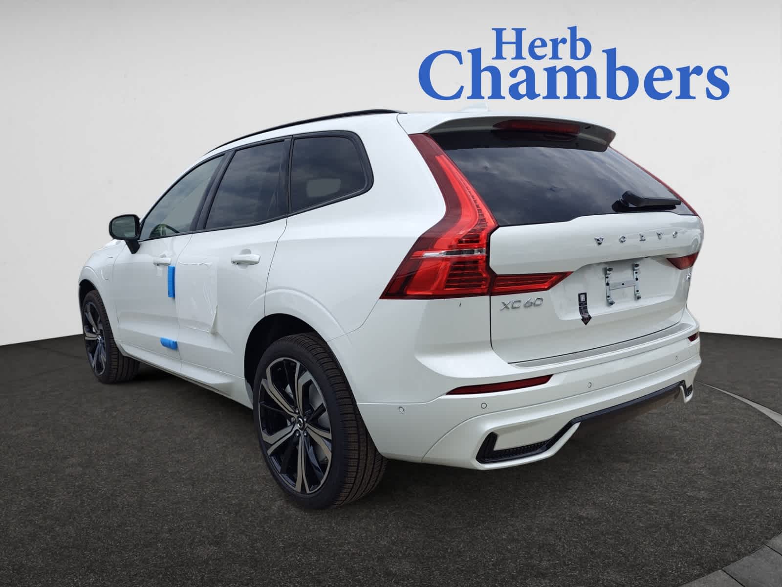 new 2025 Volvo XC60 II car, priced at $71,875