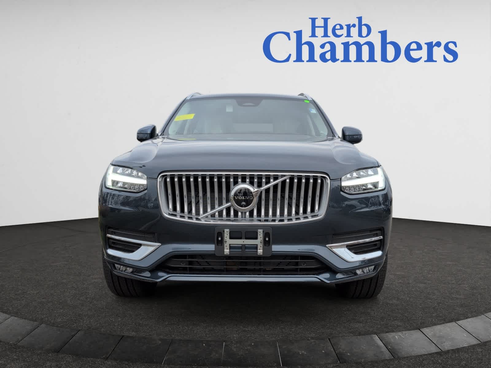 new 2025 Volvo XC90 car, priced at $67,265