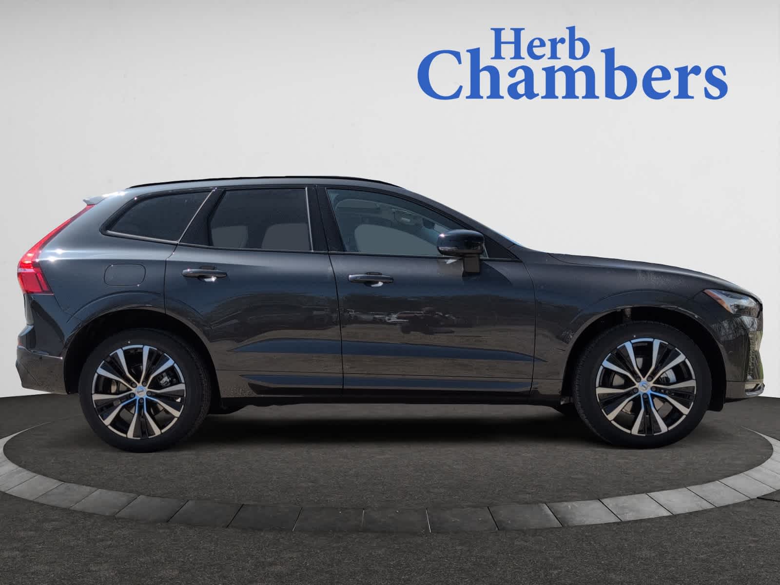 new 2025 Volvo XC60 car, priced at $56,505