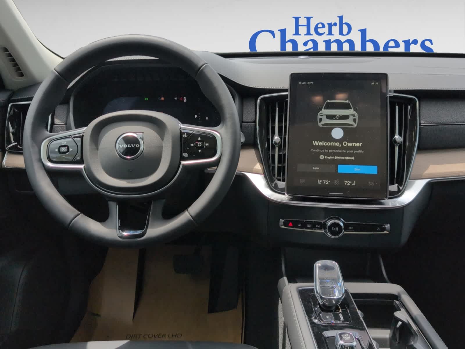 new 2025 Volvo XC90 car, priced at $59,745