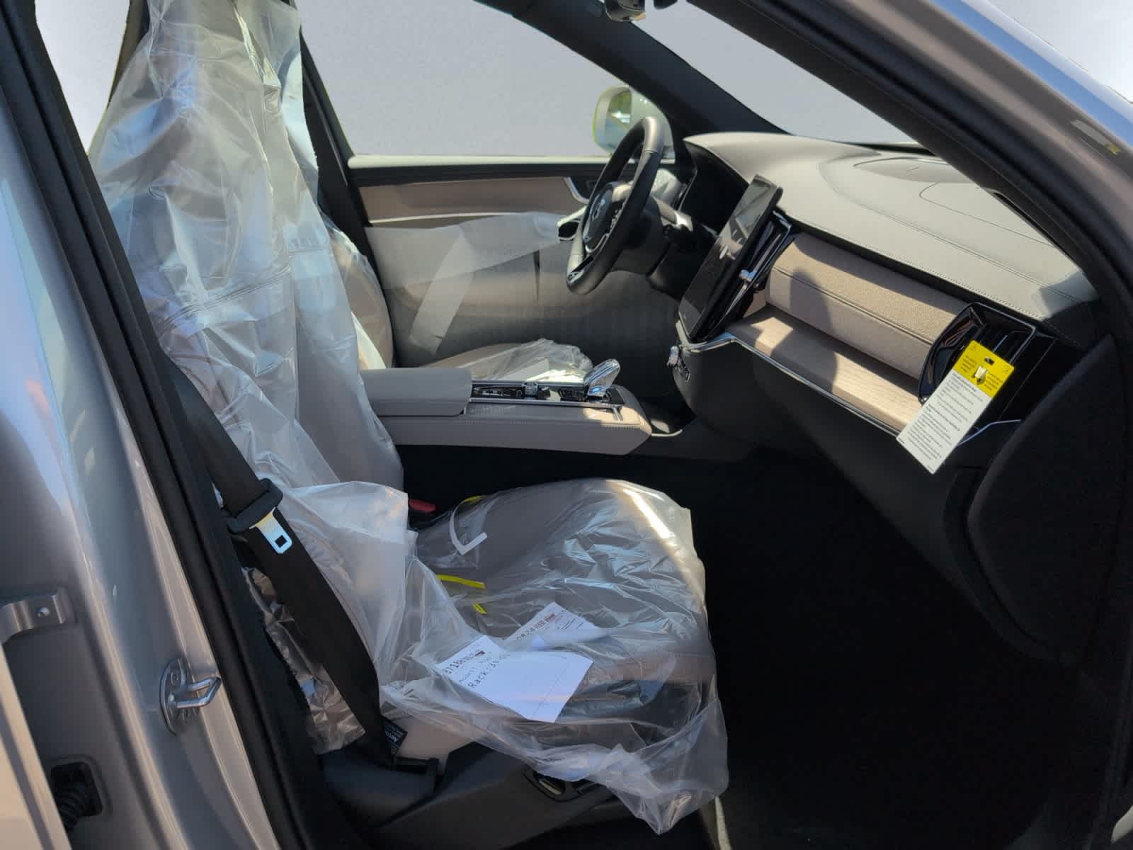 new 2025 Volvo XC90 car, priced at $65,745
