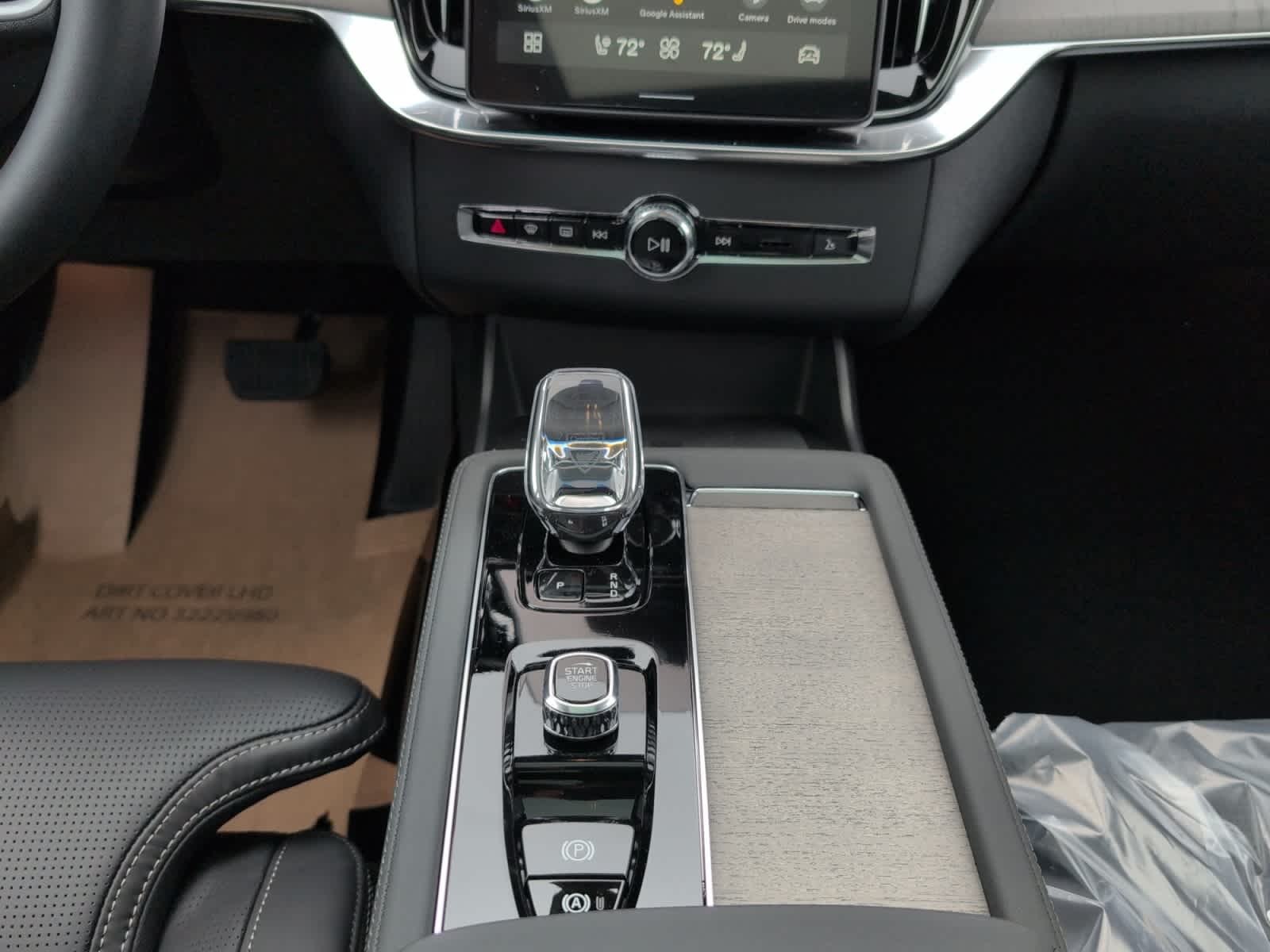 new 2025 Volvo XC90 car, priced at $72,585