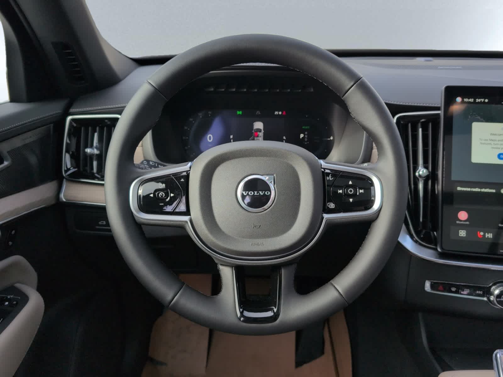 new 2025 Volvo XC90 plug-in hybrid car, priced at $78,375