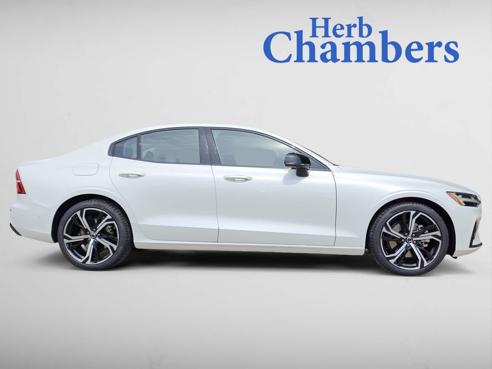 new 2024 Volvo S60 car, priced at $49,575