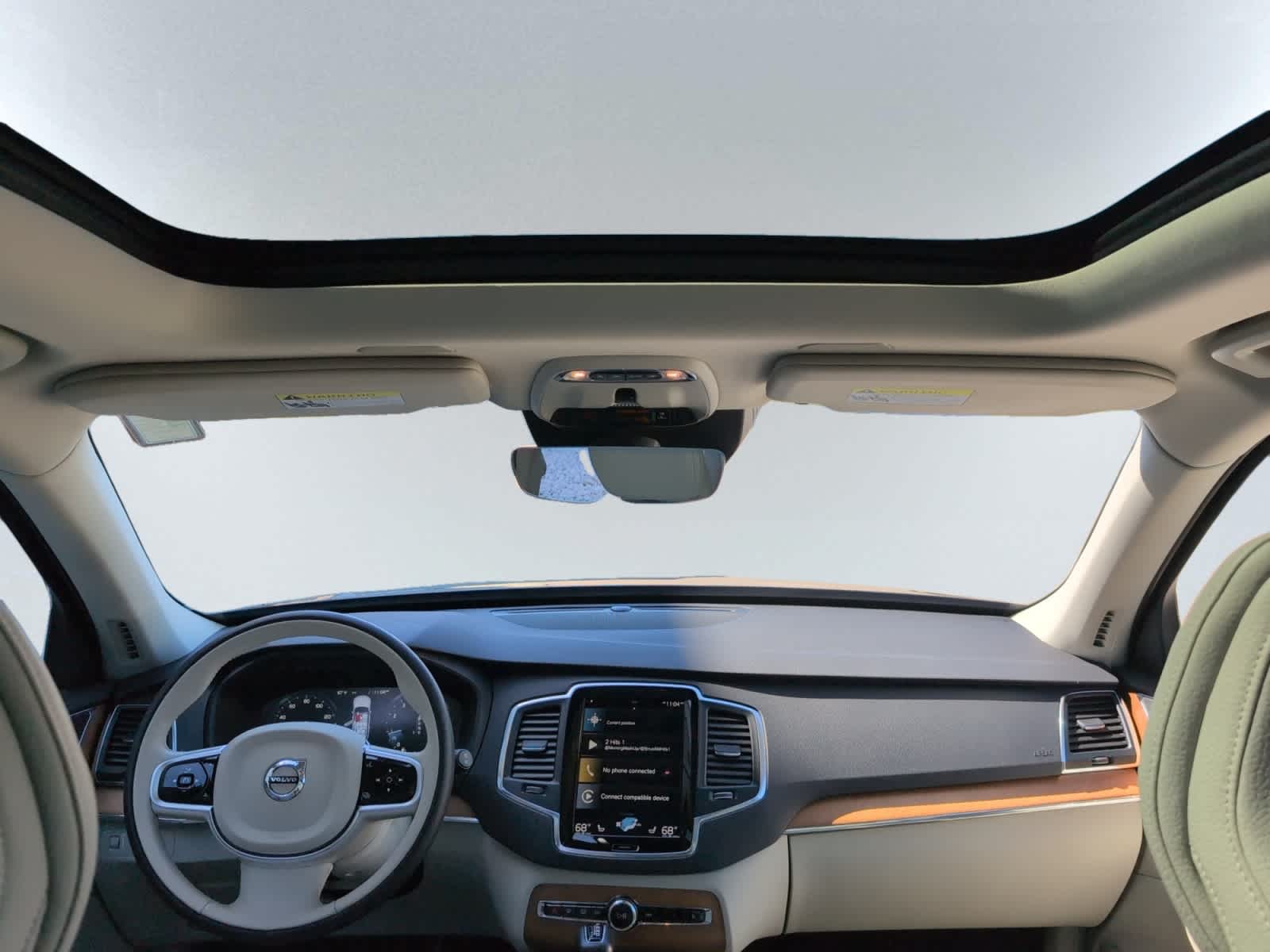 used 2022 Volvo XC90 car, priced at $42,998