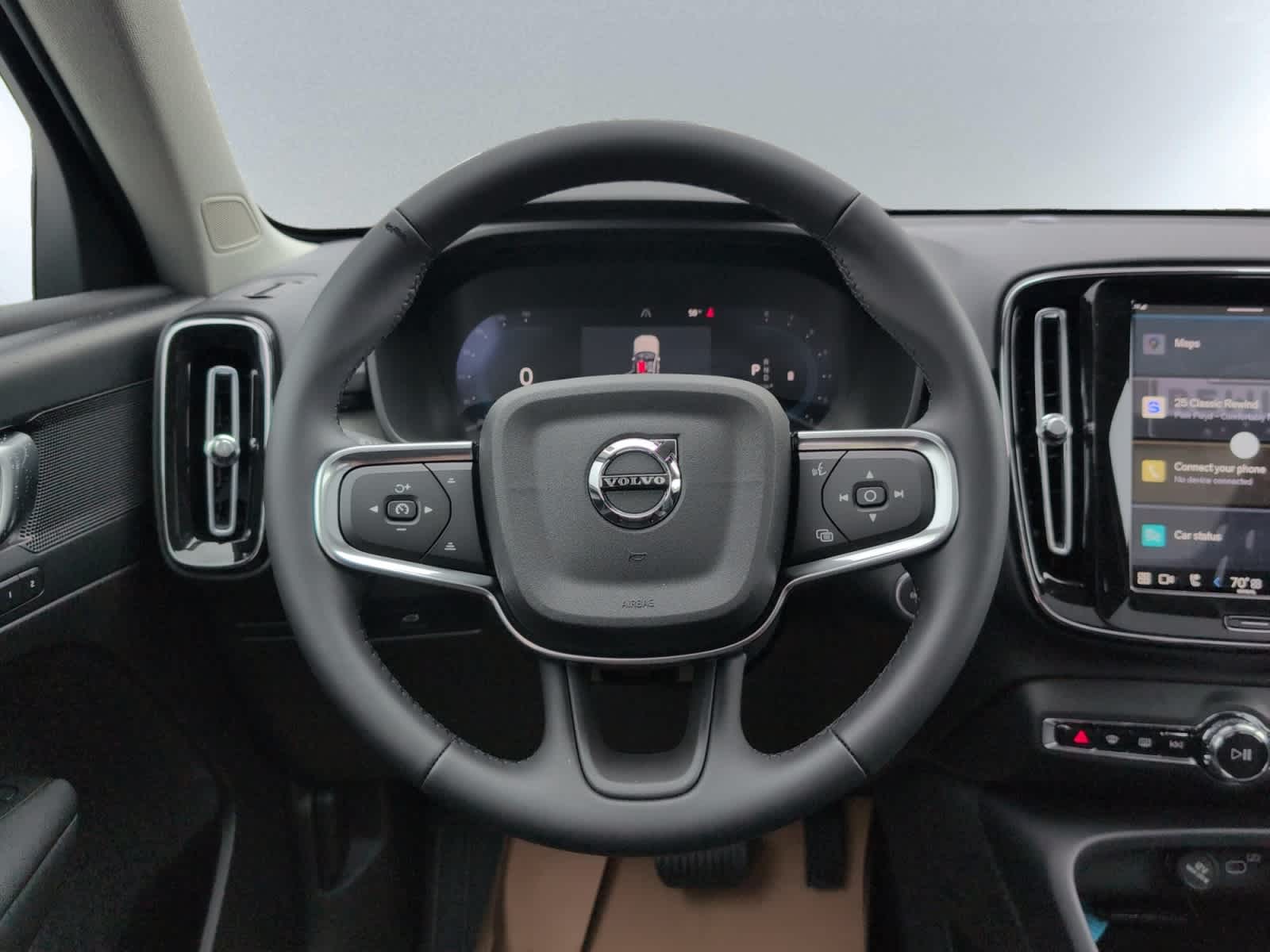 new 2025 Volvo XC40 car, priced at $48,335