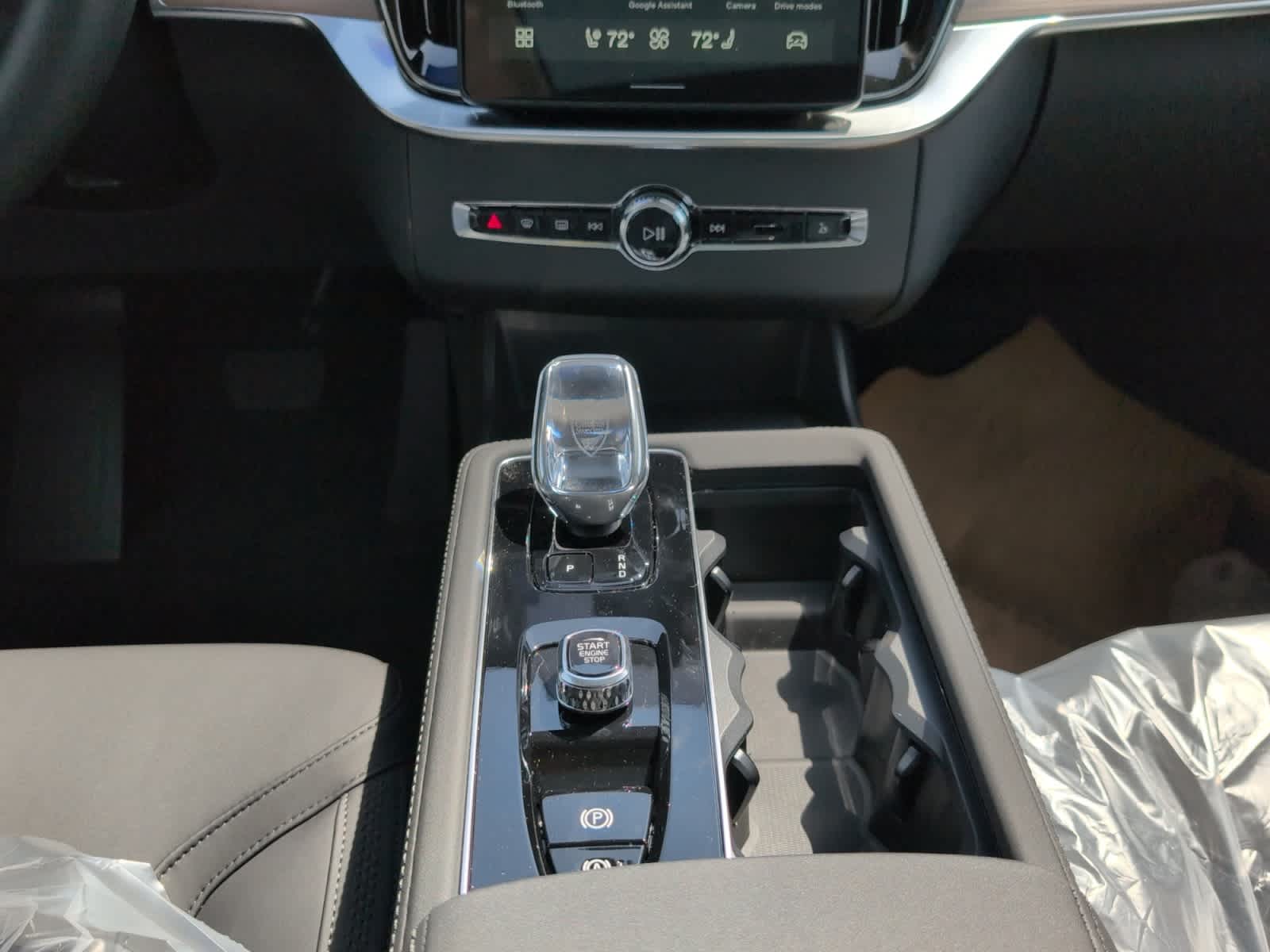 new 2025 Volvo XC90 car, priced at $69,155